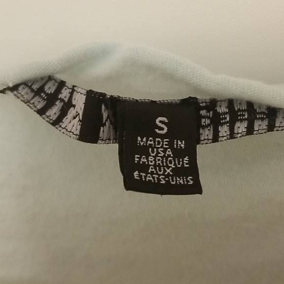 Top - Picture 3 of 3